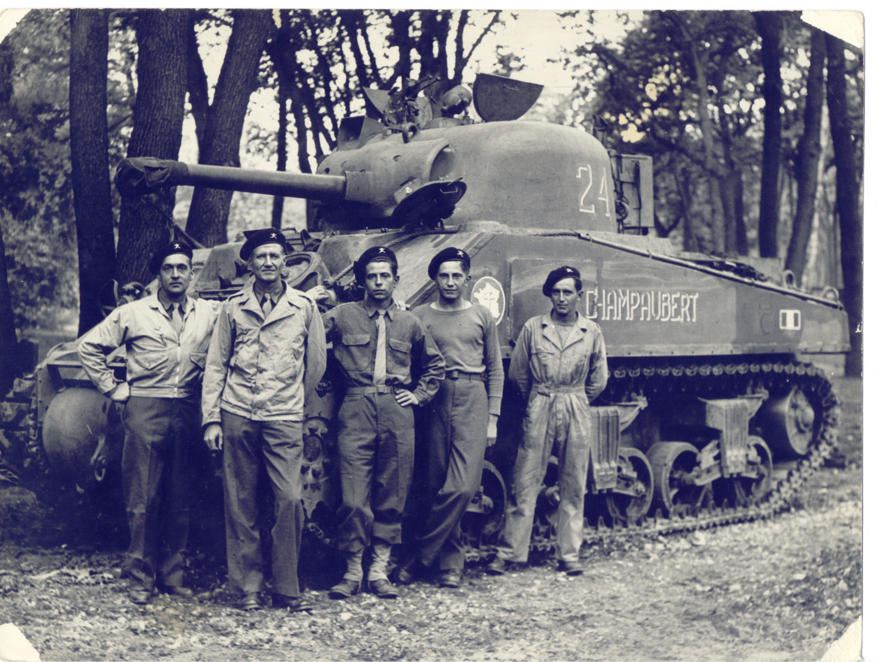 WW2 Gal Leclerc et un équipage du 501° RCC de la 2ème DB France 44 